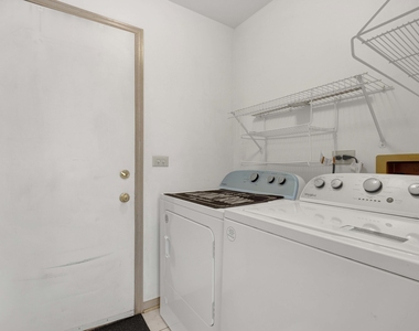 2164 Seaver Lane - Photo Thumbnail 13