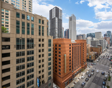 545 N Dearborn Street - Photo Thumbnail 7