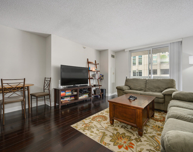 545 N Dearborn Street - Photo Thumbnail 5