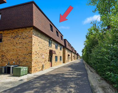 9714 Bianco Terrace - Photo Thumbnail 17