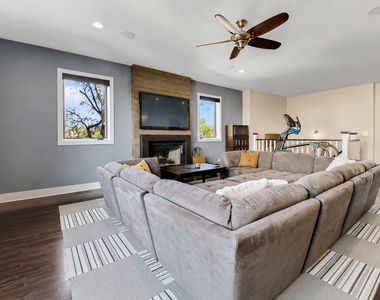 1500 W Huron Street - Photo Thumbnail 15