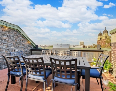 1500 W Huron Street - Photo Thumbnail 21