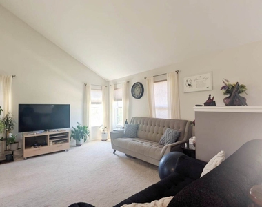 599 Treble Lane - Photo Thumbnail 4