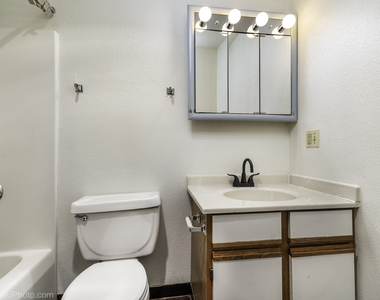 3305 Sunset Avenue - Photo Thumbnail 14