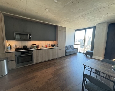 234 W Polk Street - Photo Thumbnail 8