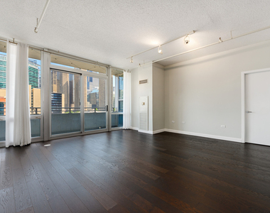 737 W Washington Boulevard - Photo Thumbnail 2