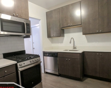 2645 N Spaulding Avenue - Photo Thumbnail 5