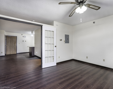 3305 Sunset Avenue - Photo Thumbnail 12