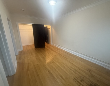2109 Grove Avenue - Photo Thumbnail 3