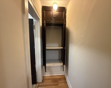 2109 Grove Avenue - Photo Thumbnail 7
