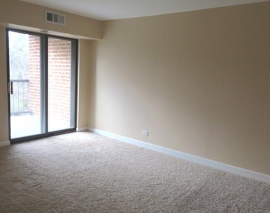 1605 E Central Road - Photo Thumbnail 3