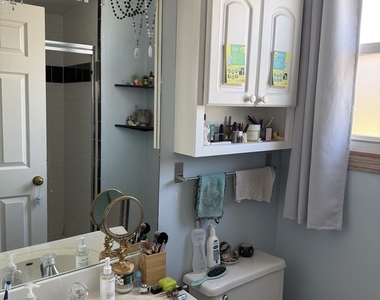 1444 W Walton Street - Photo Thumbnail 14
