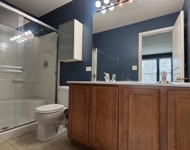 2444 Emily Lane - Photo Thumbnail 9