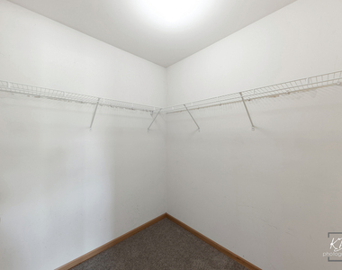 524 Meadow Lily Drive - Photo Thumbnail 11