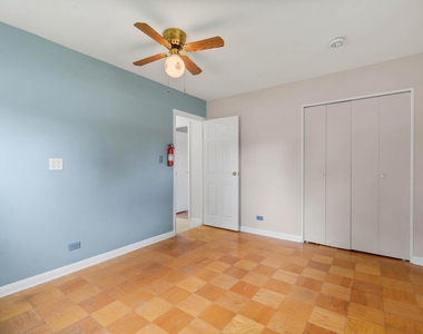 818 Leahy Circle - Photo Thumbnail 9