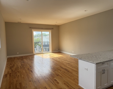 1629 N Spaulding Avenue - Photo Thumbnail 2