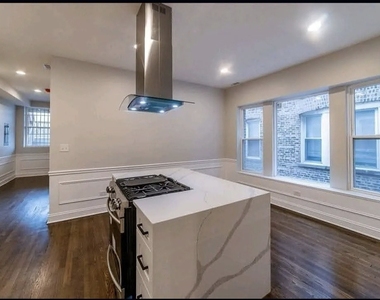 5824 S Michigan Avenue - Photo Thumbnail 6