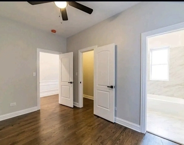 5826 S Michigan Avenue - Photo Thumbnail 6