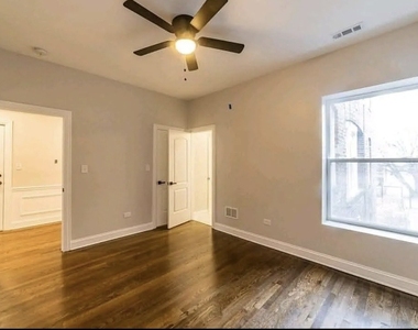 5826 S Michigan Avenue - Photo Thumbnail 10