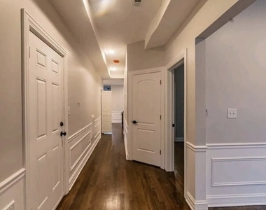 5826 S Michigan Avenue - Photo Thumbnail 5