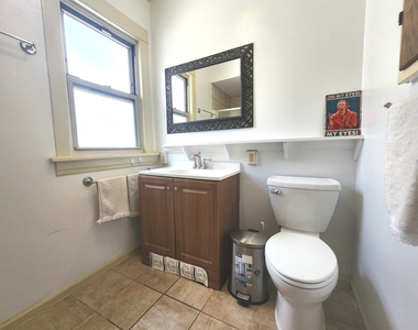 1018 S Maple Avenue - Photo Thumbnail 5