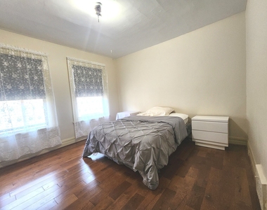 1018 S Maple Avenue - Photo Thumbnail 6