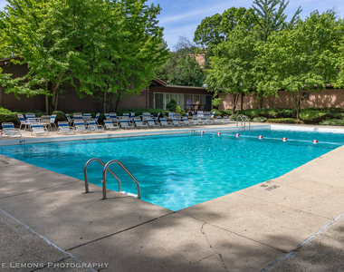 6004 E Lake Drive - Photo Thumbnail 17