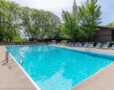6004 E Lake Drive - Photo Thumbnail 18