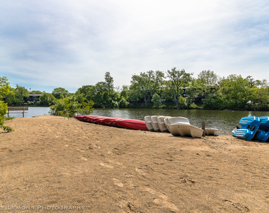 6004 E Lake Drive - Photo Thumbnail 19