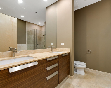 154 W Hubbard Street - Photo Thumbnail 18