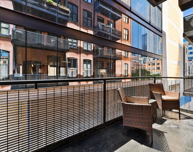 154 W Hubbard Street - Photo Thumbnail 23
