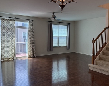 1587 Deer Pointe Drive - Photo Thumbnail 1