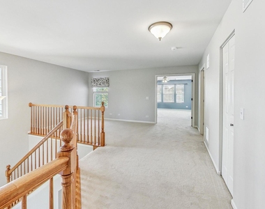 3211 S Ronan Drive - Photo Thumbnail 16
