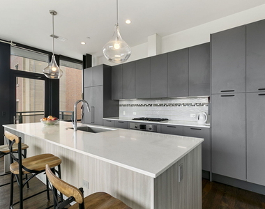 147 N Euclid Avenue - Photo Thumbnail 3