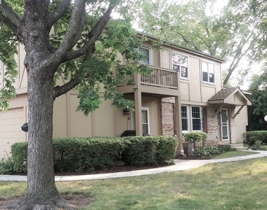 214 Redwood Court - Photo Thumbnail 11
