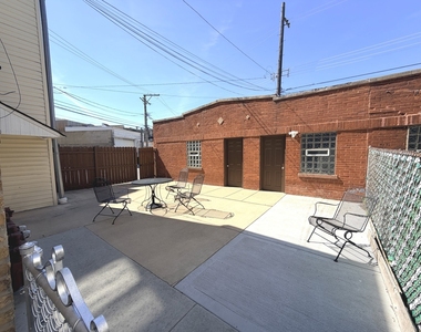 5112 W Sunnyside Avenue - Photo Thumbnail 11