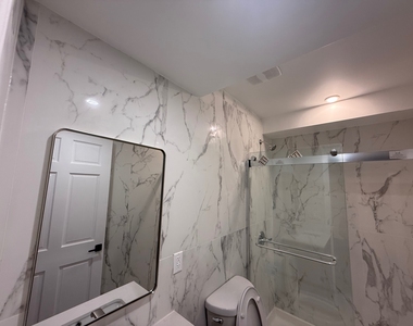 255 West 36th Street - Photo Thumbnail 7