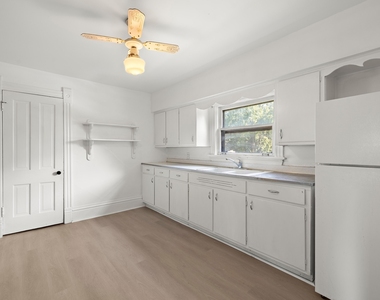 601 S Jefferson Street - Photo Thumbnail 1