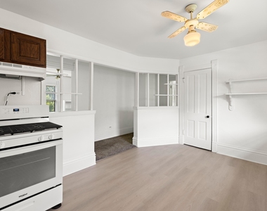 601 S Jefferson Street - Photo Thumbnail 3