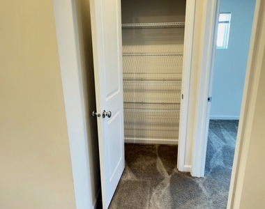 659 Switchgrass Way - Photo Thumbnail 23