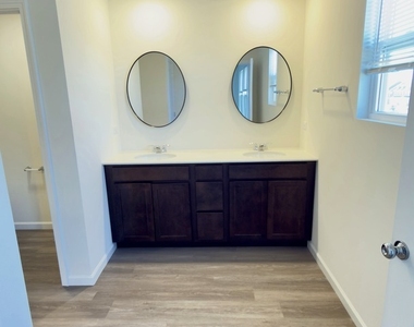 659 Switchgrass Way - Photo Thumbnail 13