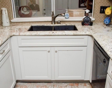 10114 Kirkvale Drive - Photo Thumbnail 4