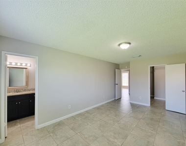 8530 Quail Burg Lane - Photo Thumbnail 26