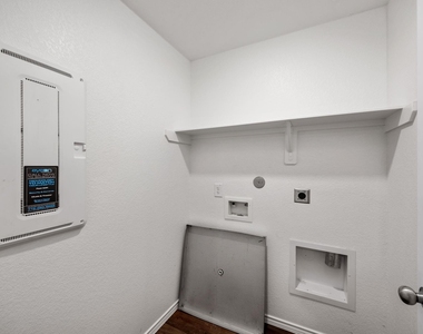 25411 Farmstead Prairie Place - Photo Thumbnail 24