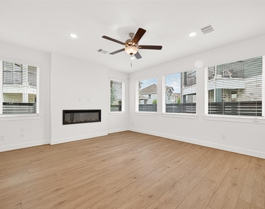 21227 Teal Lovegrass Lane - Photo Thumbnail 7