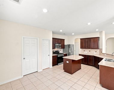 5214 Barleycorn Lane - Photo Thumbnail 7