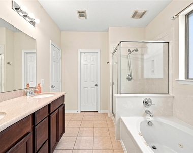 5214 Barleycorn Lane - Photo Thumbnail 14