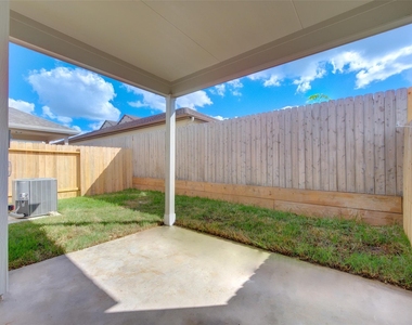 10329 Harmon Smith Dr - Photo Thumbnail 35