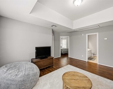 3711 Hill Family Lane - Photo Thumbnail 17