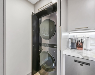 1111 Caroline Street - Photo Thumbnail 14